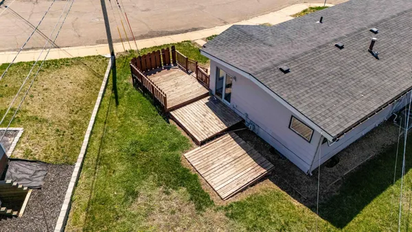 $1,000,000 | 11 6th Avenue West, Dickinson, ND 58601