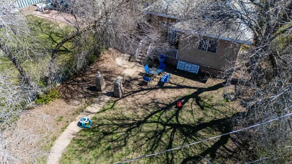 $1,000,000 | 11 6th Avenue West, Dickinson, ND 58601