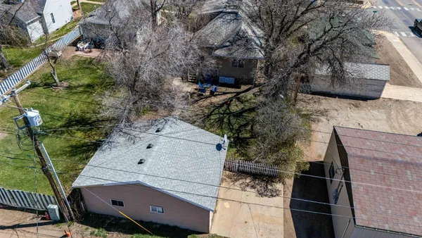 $1,000,000 | 11 6th Avenue West, Dickinson, ND 58601
