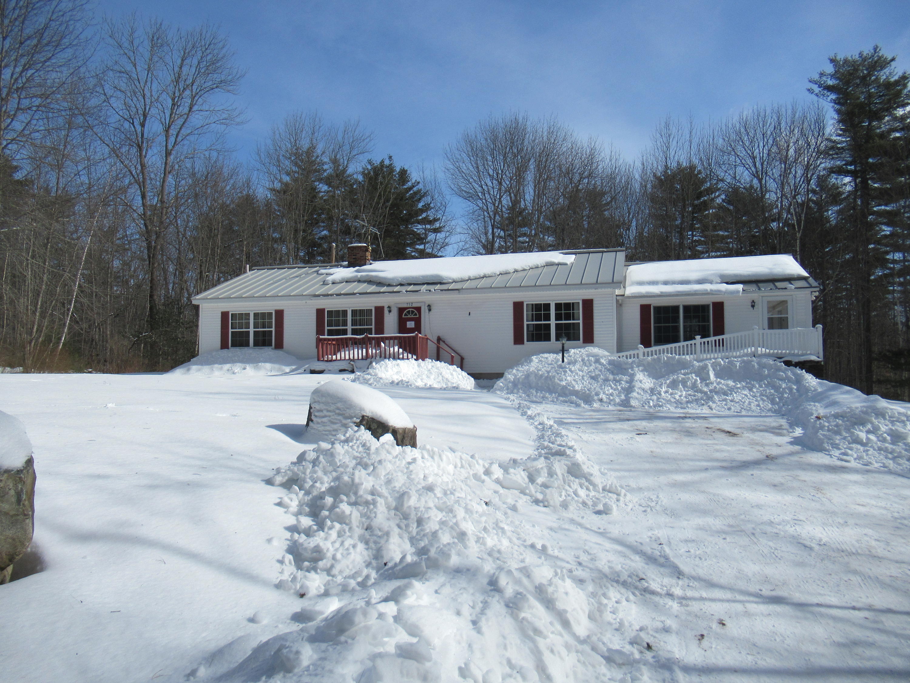 752 Bunker Hill Road Jefferson, ME 04348 - Photo 2 of 31 IMG_6611