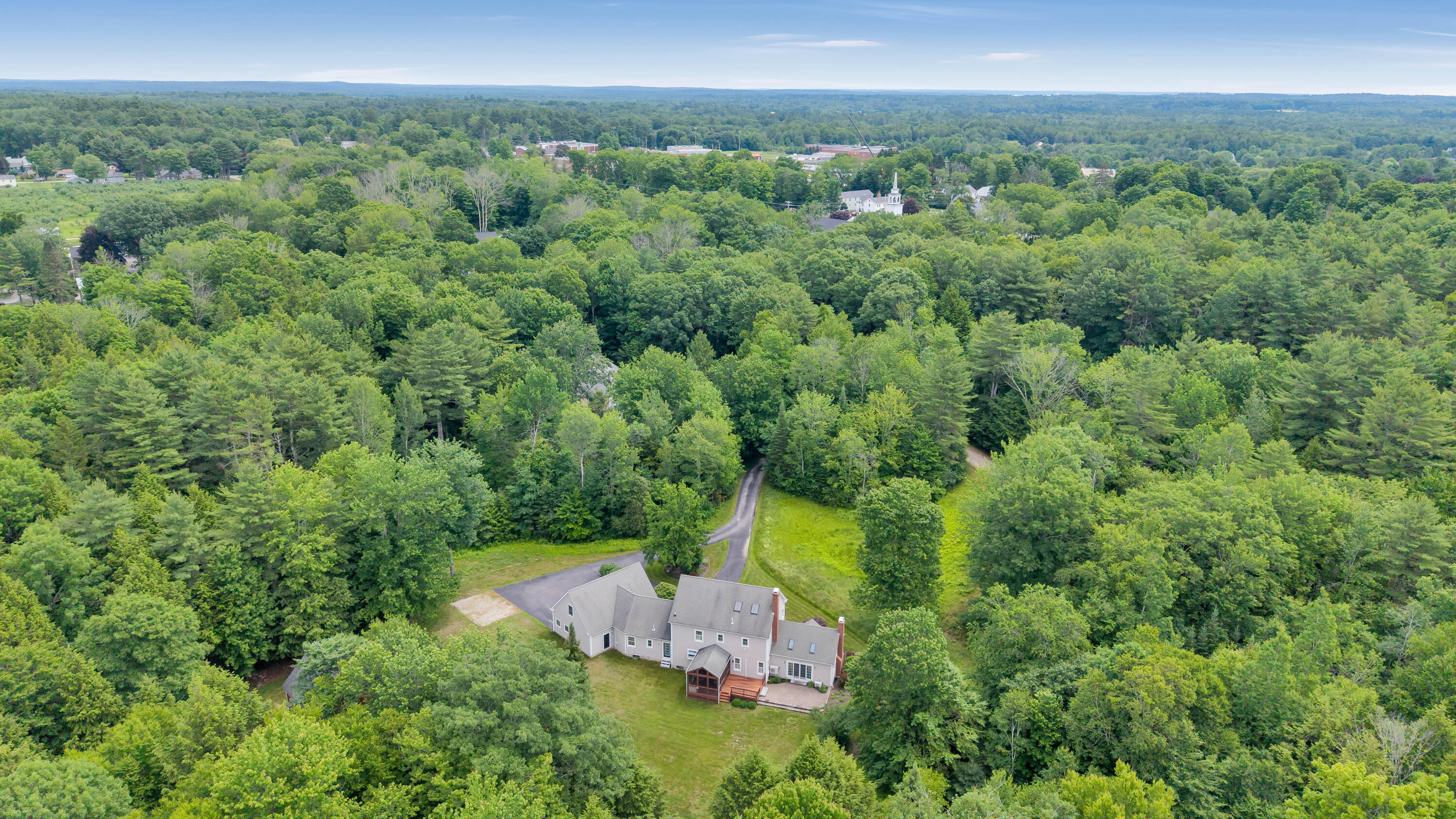23 Porcupine Rdg Way Cumberland, ME 04021 - Photo 10 of 102 DJI_20260622112329_0018_D