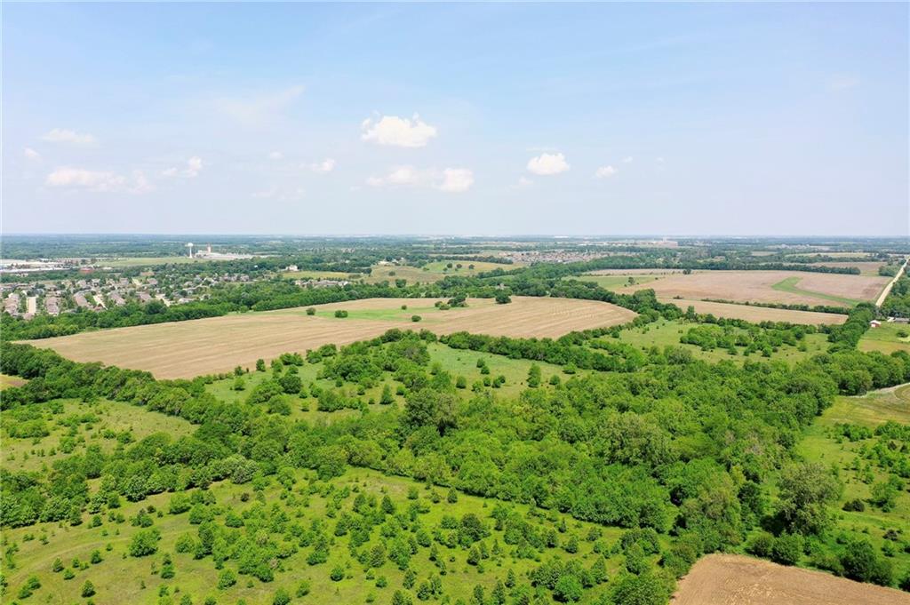 18721 West 207th Street Spring Hill, KS 66083 - Photo 12 of 21