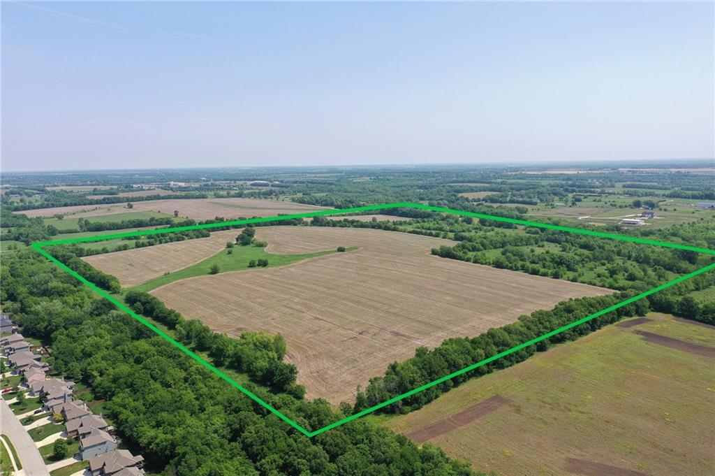 18721 West 207th Street Spring Hill, KS 66083 - Photo 8 of 21