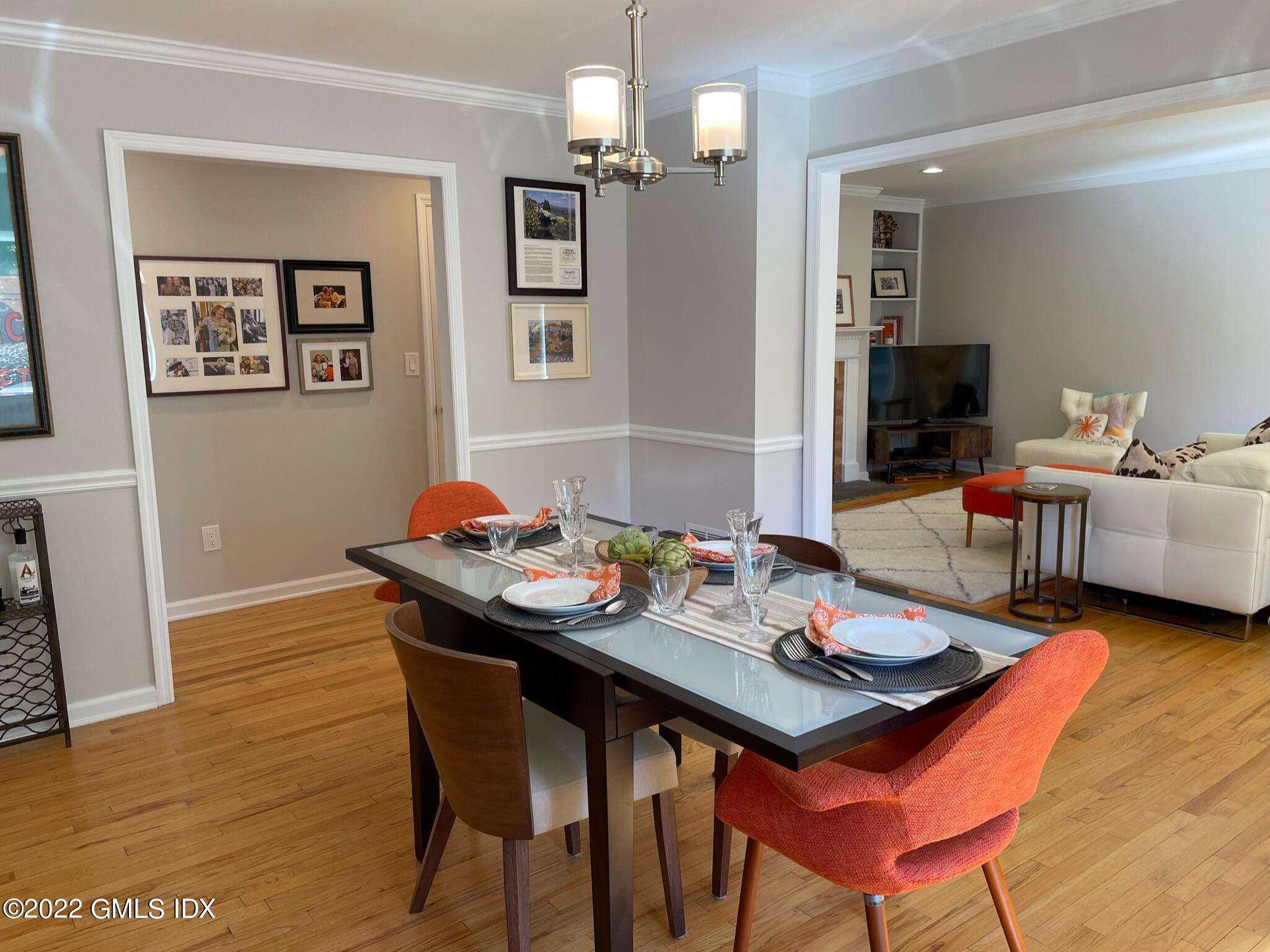 78 River Road, Unit 16 Cos Cob, CT 06807 - Photo 11 of 40 Dining room