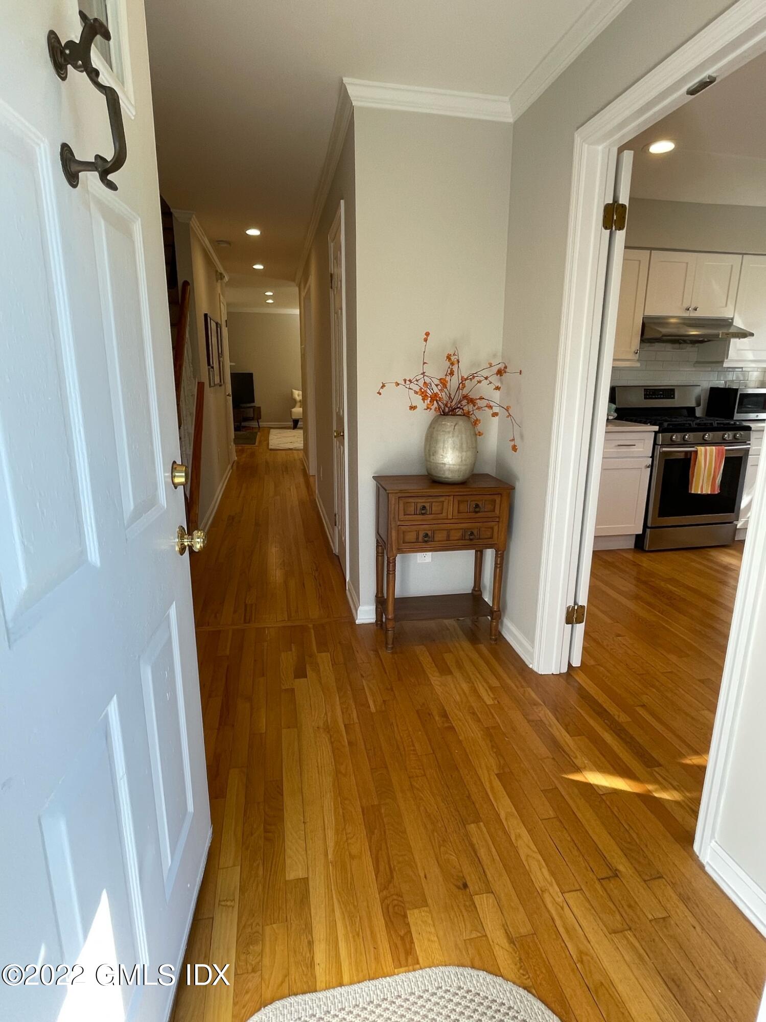 78 River Road, Unit 16 Cos Cob, CT 06807 - Photo 2 of 40 Foyer entryway