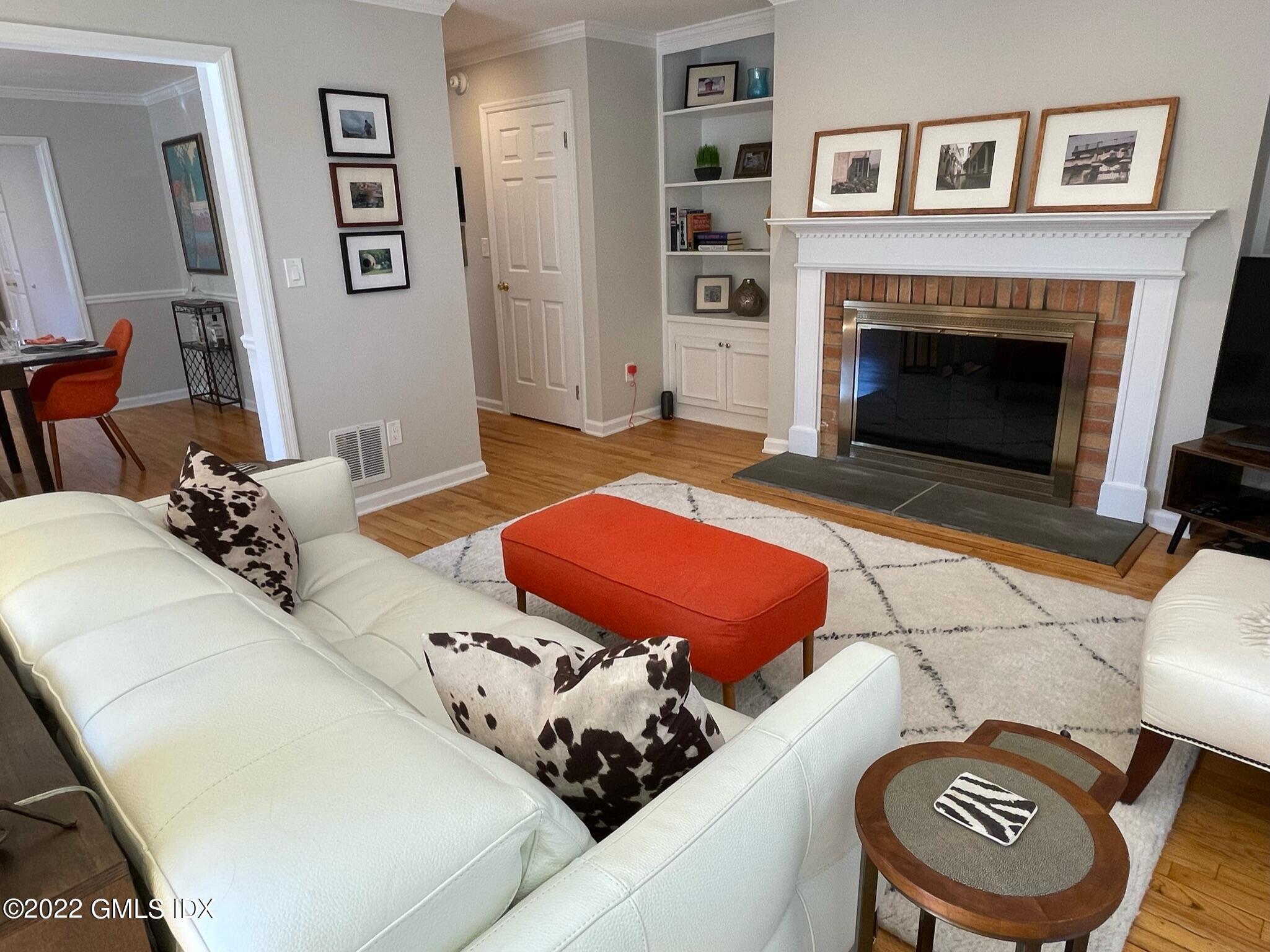 78 River Road, Unit 16 Cos Cob, CT 06807 - Photo 19 of 40 Living room