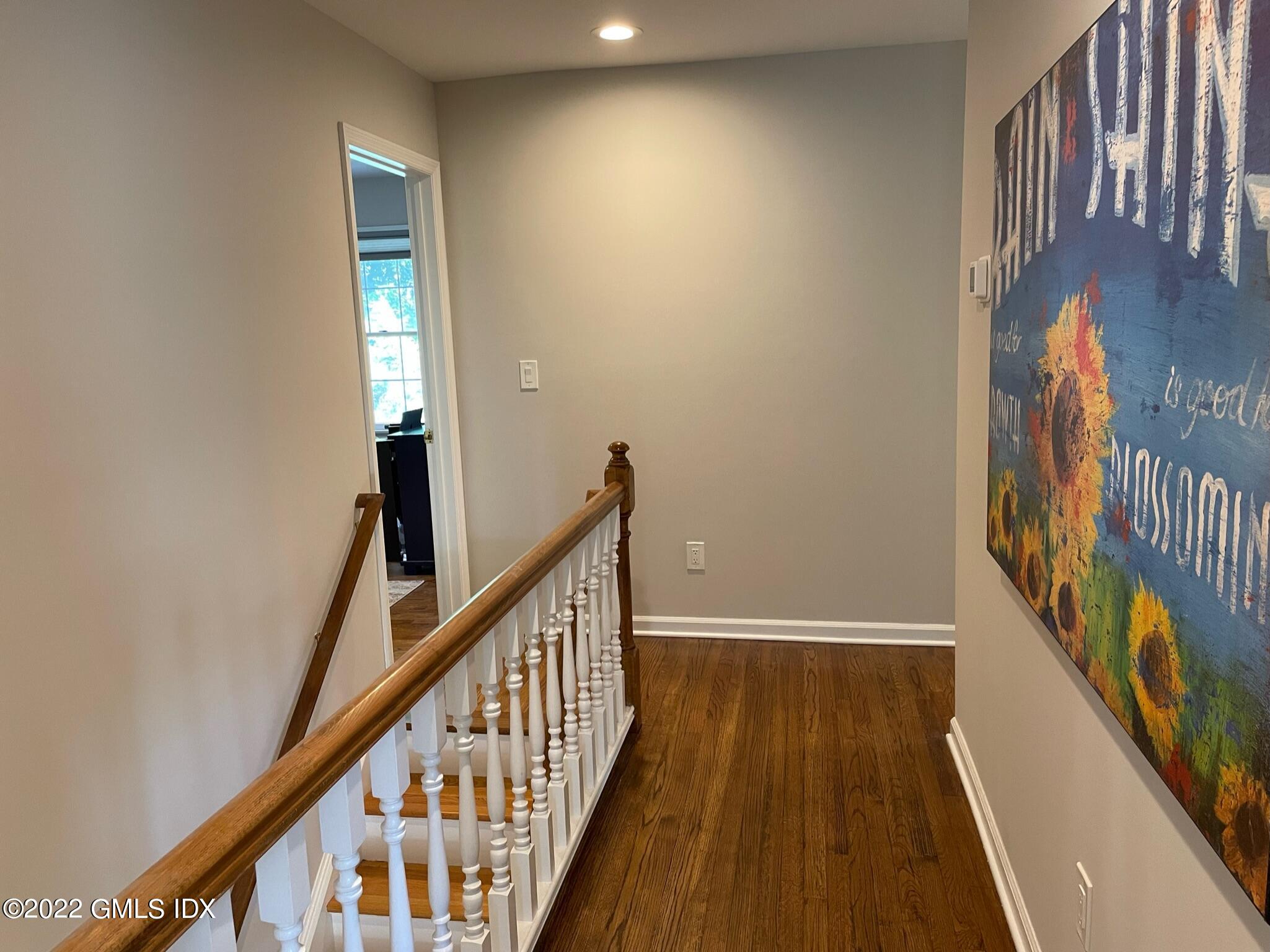78 River Road, Unit 16 Cos Cob, CT 06807 - Photo 22 of 40 Upper landing