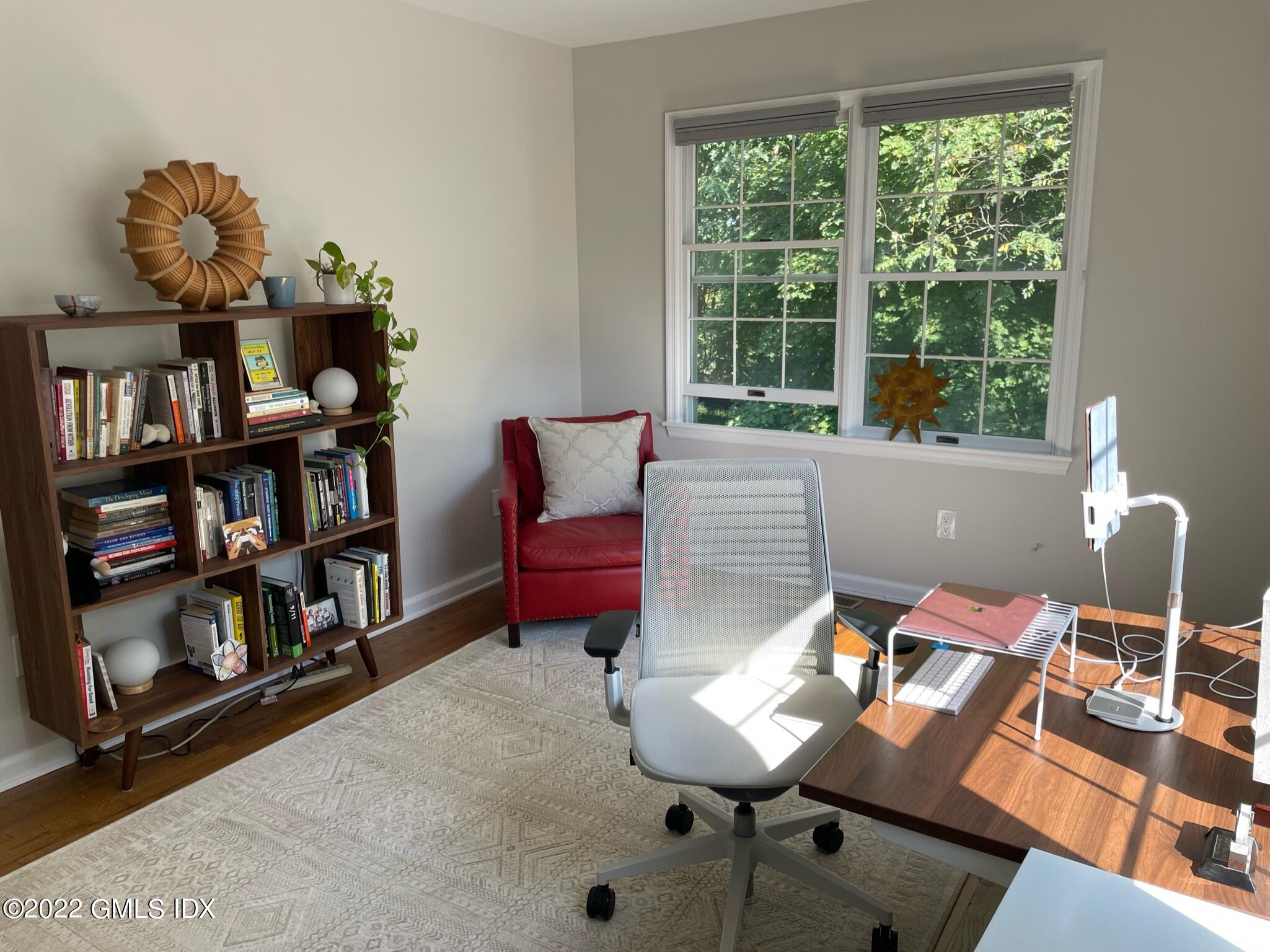 78 River Road, Unit 16 Cos Cob, CT 06807 - Photo 25 of 40 Bedroom 1