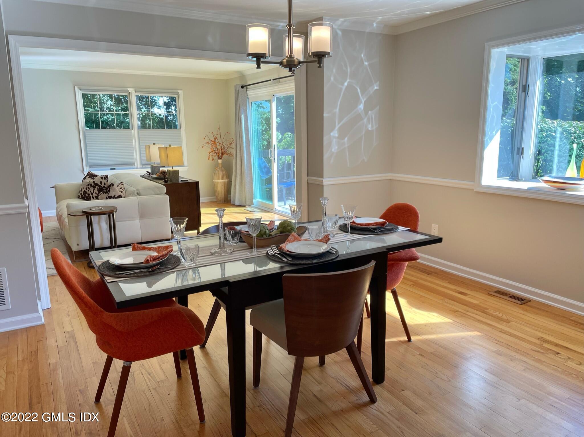 78 River Road, Unit 16 Cos Cob, CT 06807 - Photo 10 of 40 Dining