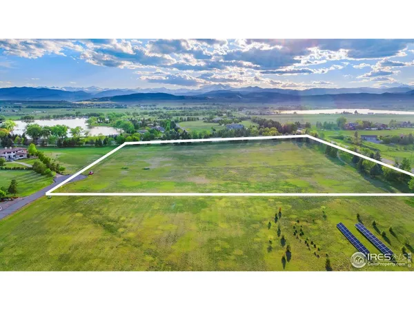 a view of an outdoor space and mountain view