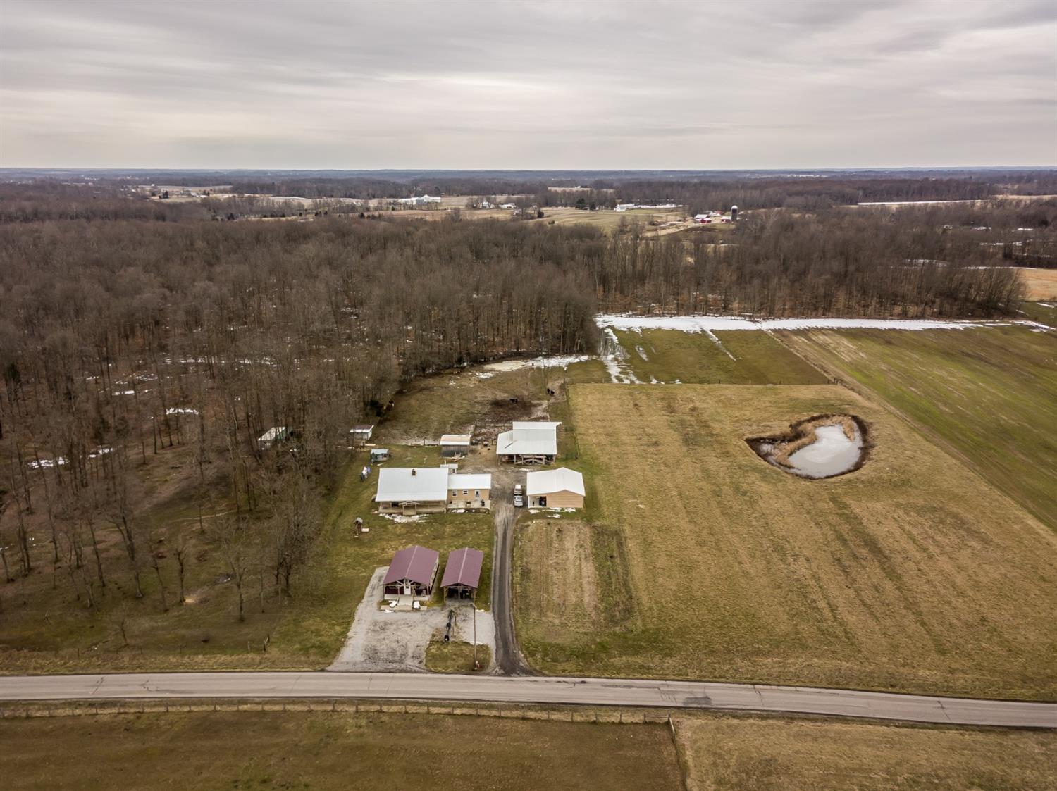 1944 Aaron Road Bennington, IN 47011 - Photo 3 of 40