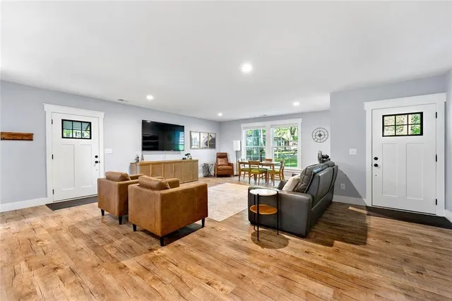 $3,000 | 1921 Hazelwood Drive Southeast, Marietta, GA 30067