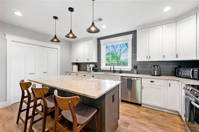 $3,000 | 1921 Hazelwood Drive Southeast, Marietta, GA 30067