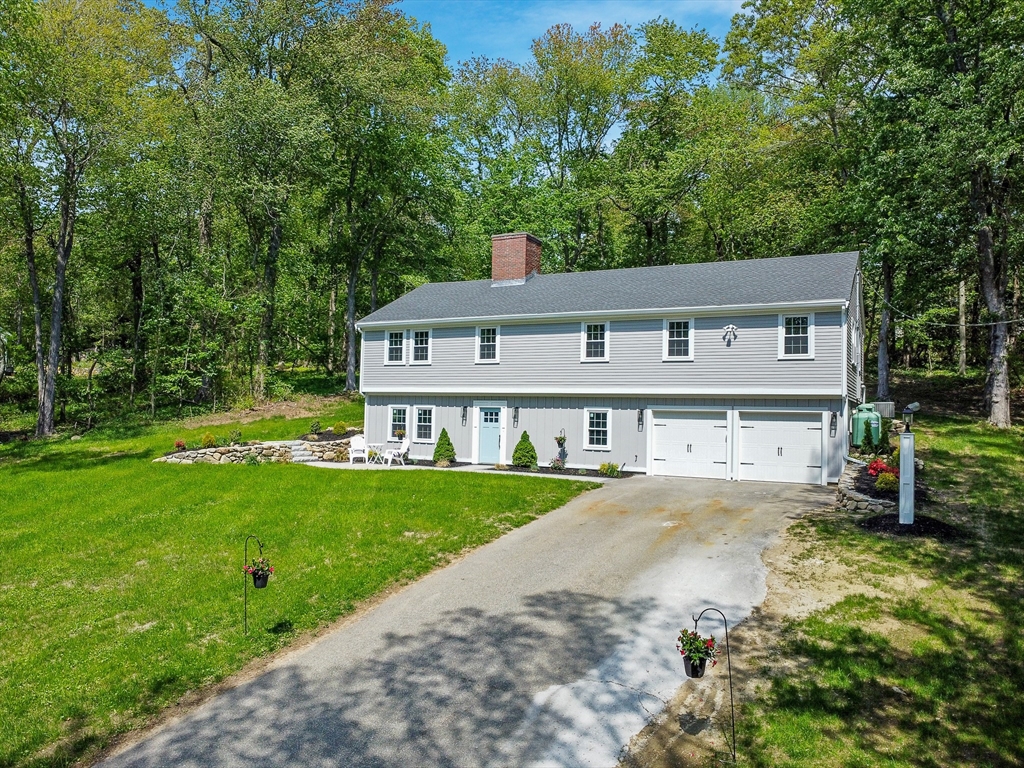 4 Enon Road Wenham, MA 01984 - Photo 3 of 35