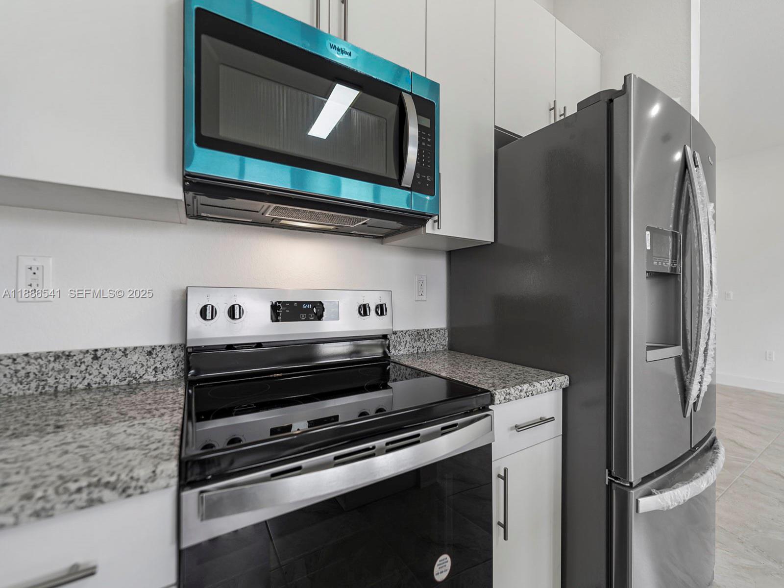 18911 Southwest 317th Terrace Homestead, FL 33030 - Photo 17 of 50