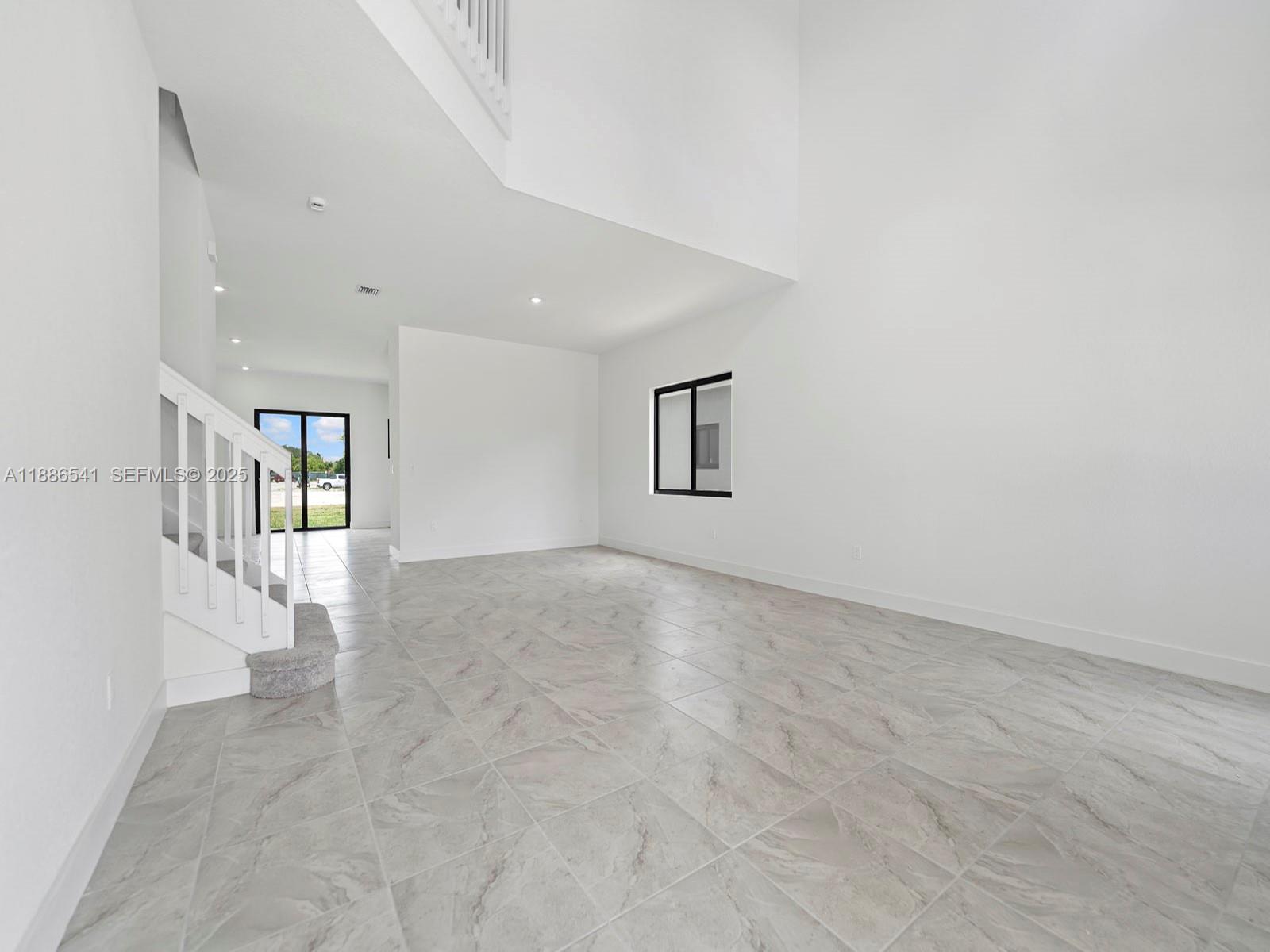 18911 Southwest 317th Terrace Homestead, FL 33030 - Photo 4 of 50