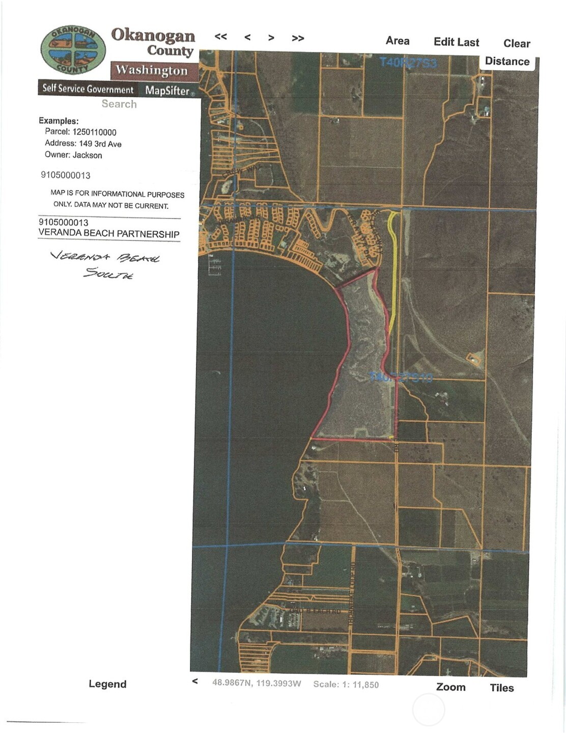 299 Eastlake Road Oroville, WA 98844 - Photo 2 of 7 a bathroom with a shower