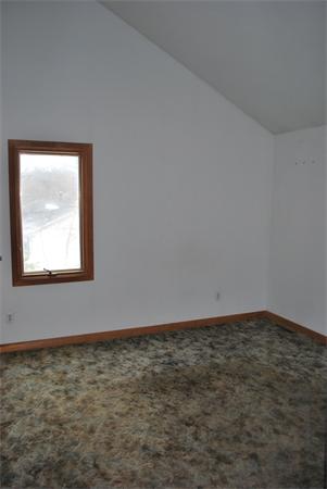 42 Reynolds Road Wakefield, MA 01880 - Photo 7 of 17 Gallery Image 7