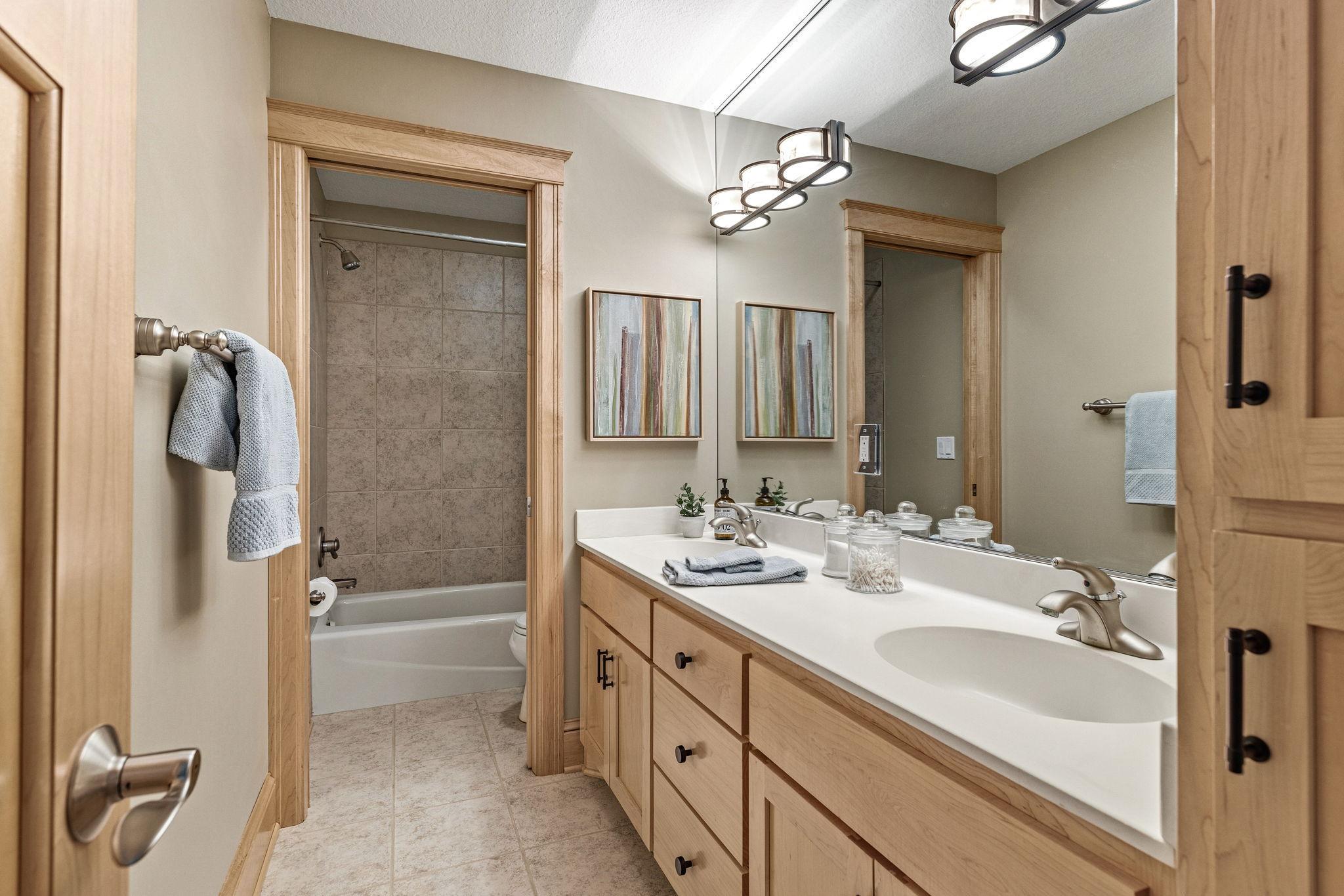 1411 Archwood Road Minnetonka, MN 55305 - Photo 35 of 55