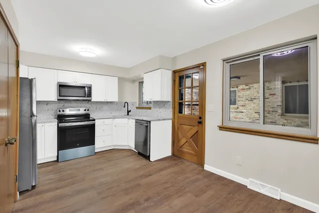 $219,900 | 9851 Beloit Road, Milwaukee, WI 53228