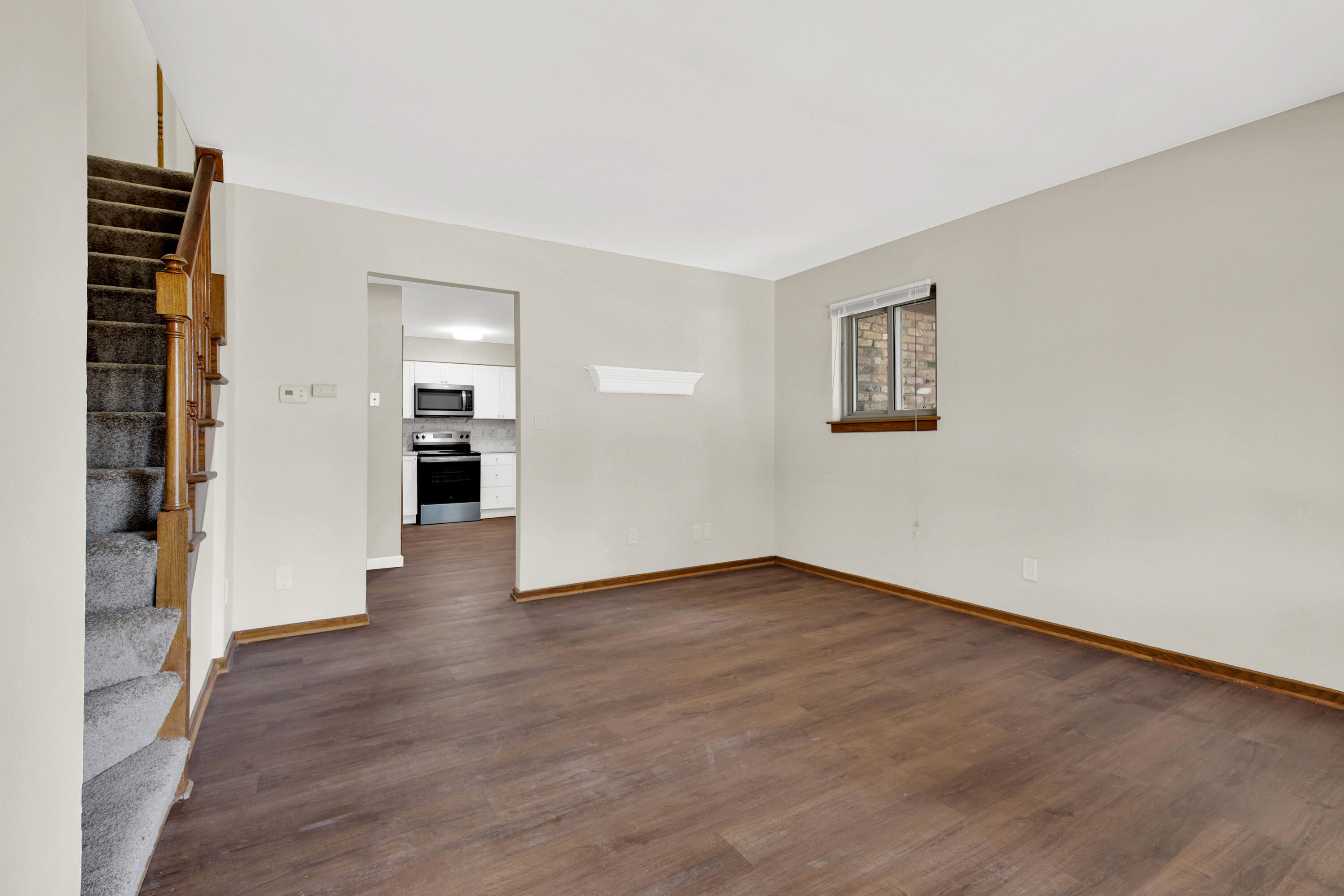 9851 Beloit Road Milwaukee, WI 53228 - Photo 7 of 27 9851 W Beloit Road-7