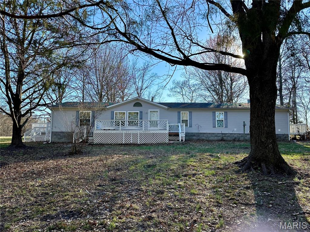 20754 Emerald Road Carlyle, IL 62231 - Photo 1 of 31