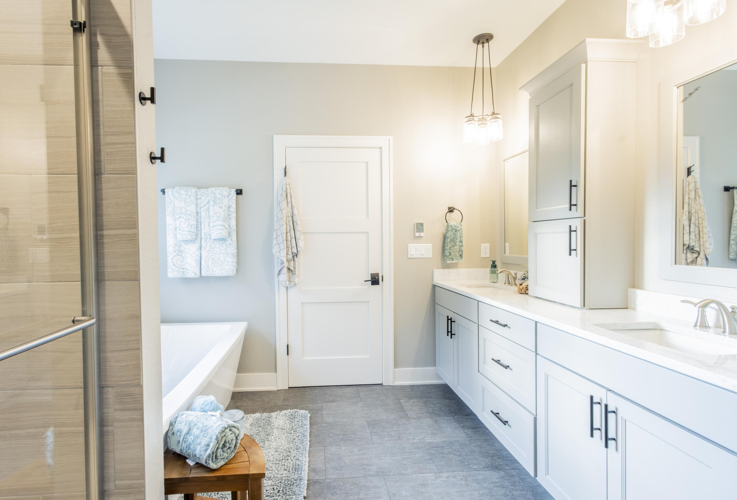 S75W35724 Wilton Road Eagle, WI 53119 - Photo 12 of 42 Stunning primary full bathroom with shower stall, soaking tub and double sinks.