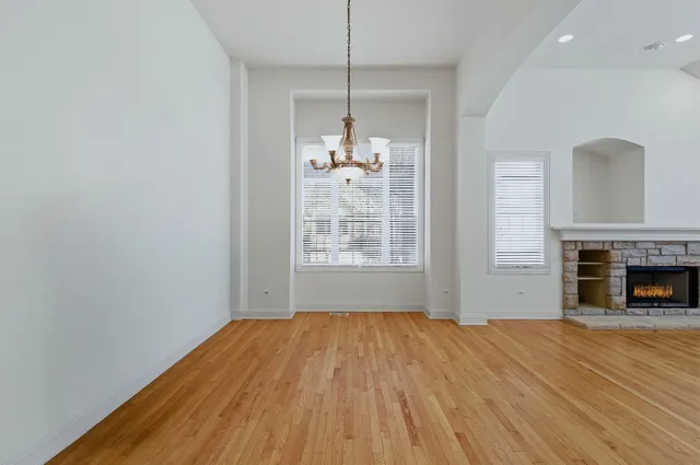 $650,000 | 1285 Stonebriar Court, Naperville, IL 60540