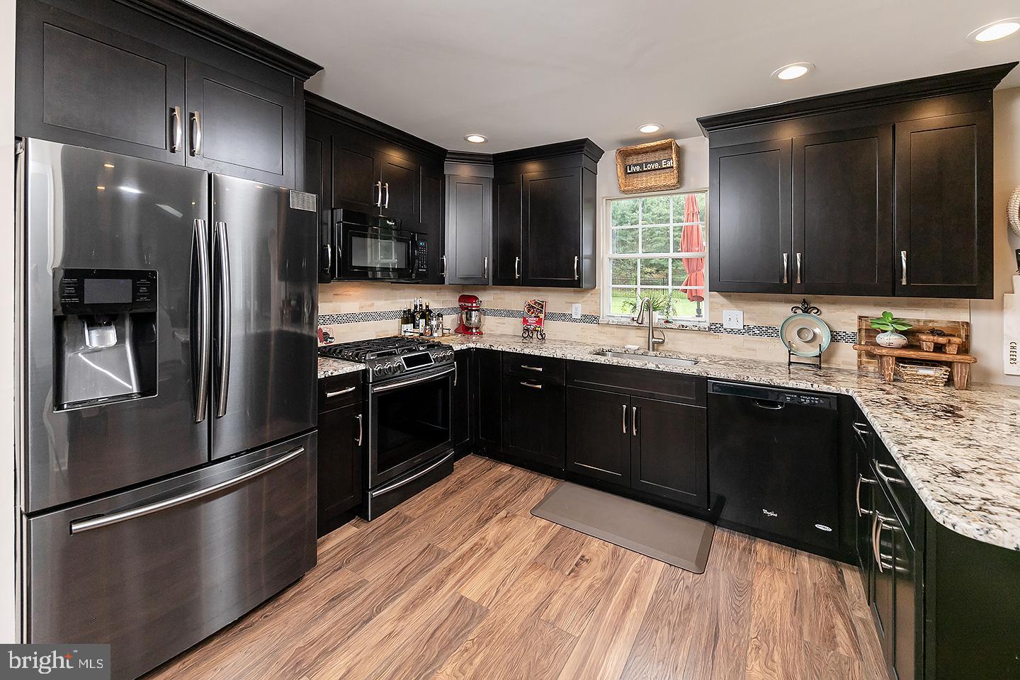12 Raintree Drive Sicklerville, NJ 08081 - Photo 8 of 35
