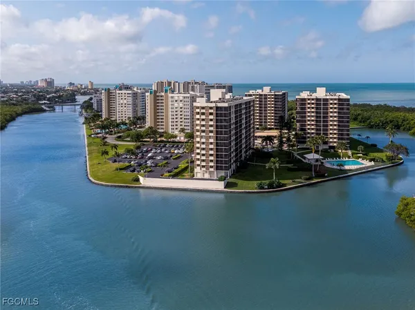 $17,250 | 17 Bluebill Avenue, Unit 903, Naples, FL 34108