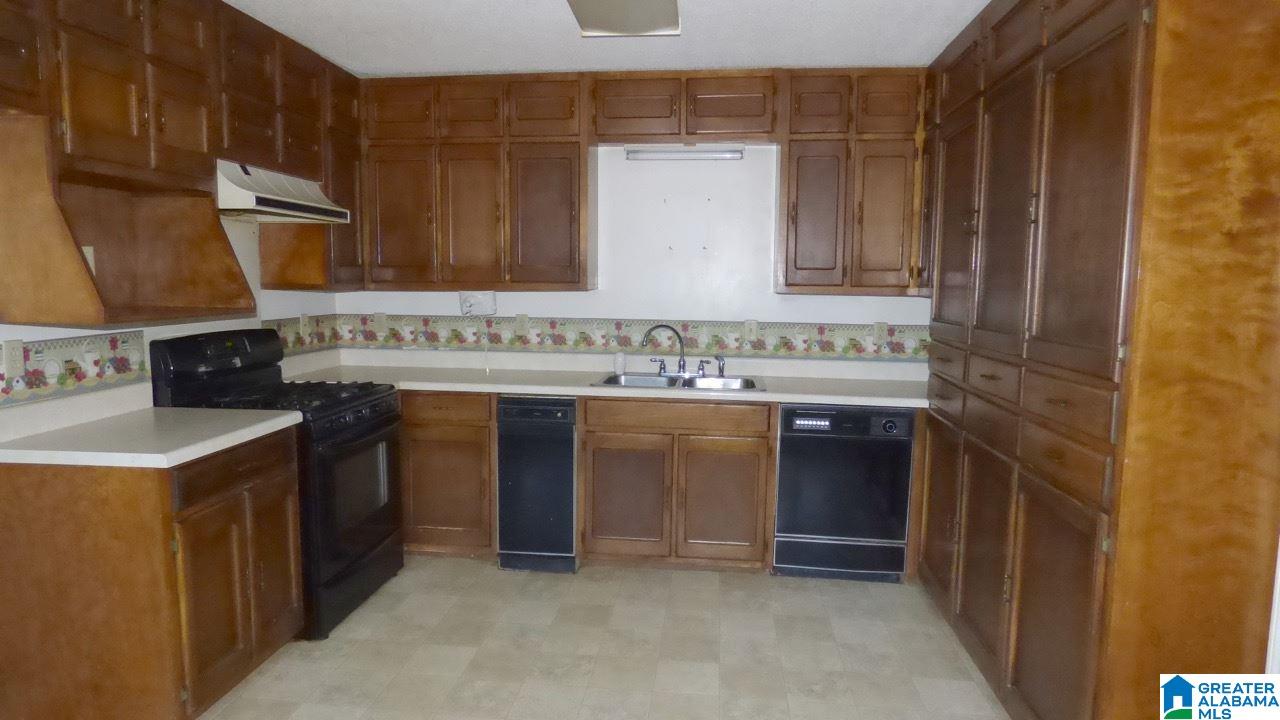 1122 5th Street Pleasant Grove, AL 35127 - Photo 4 of 15