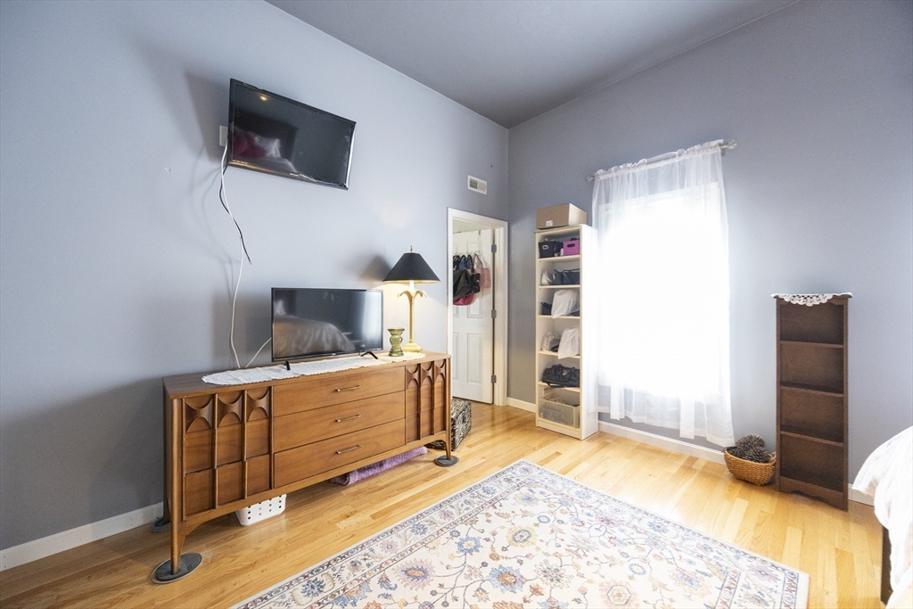 20-22 Chapin Street Milford, MA 01757 - Photo 18 of 40