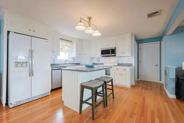 $799,900 | 20-22 Chapin Street, Milford, MA 01757