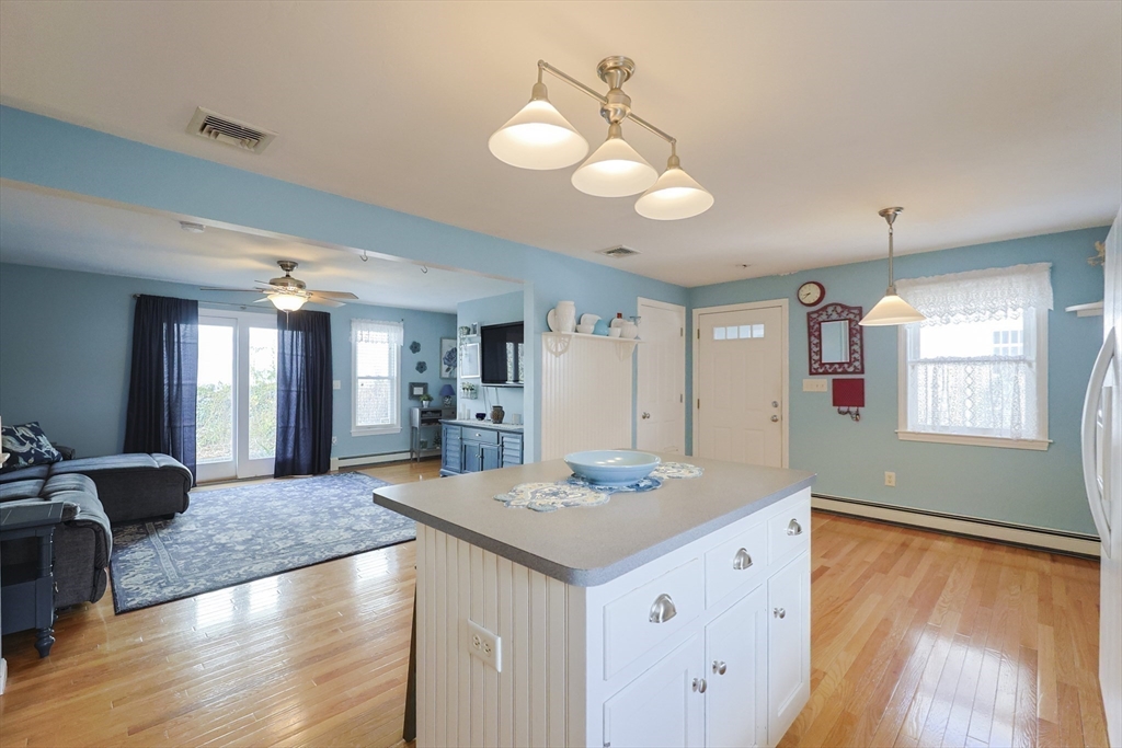 20-22 Chapin Street Milford, MA 01757 - Photo 8 of 40