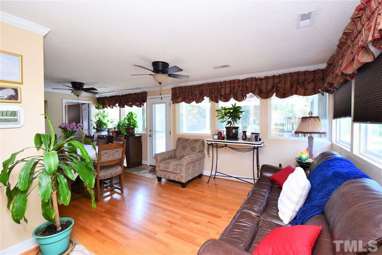 33 Blue Pond Road Clayton, NC 27520 - Photo 12 of 30 Gallery Image 12