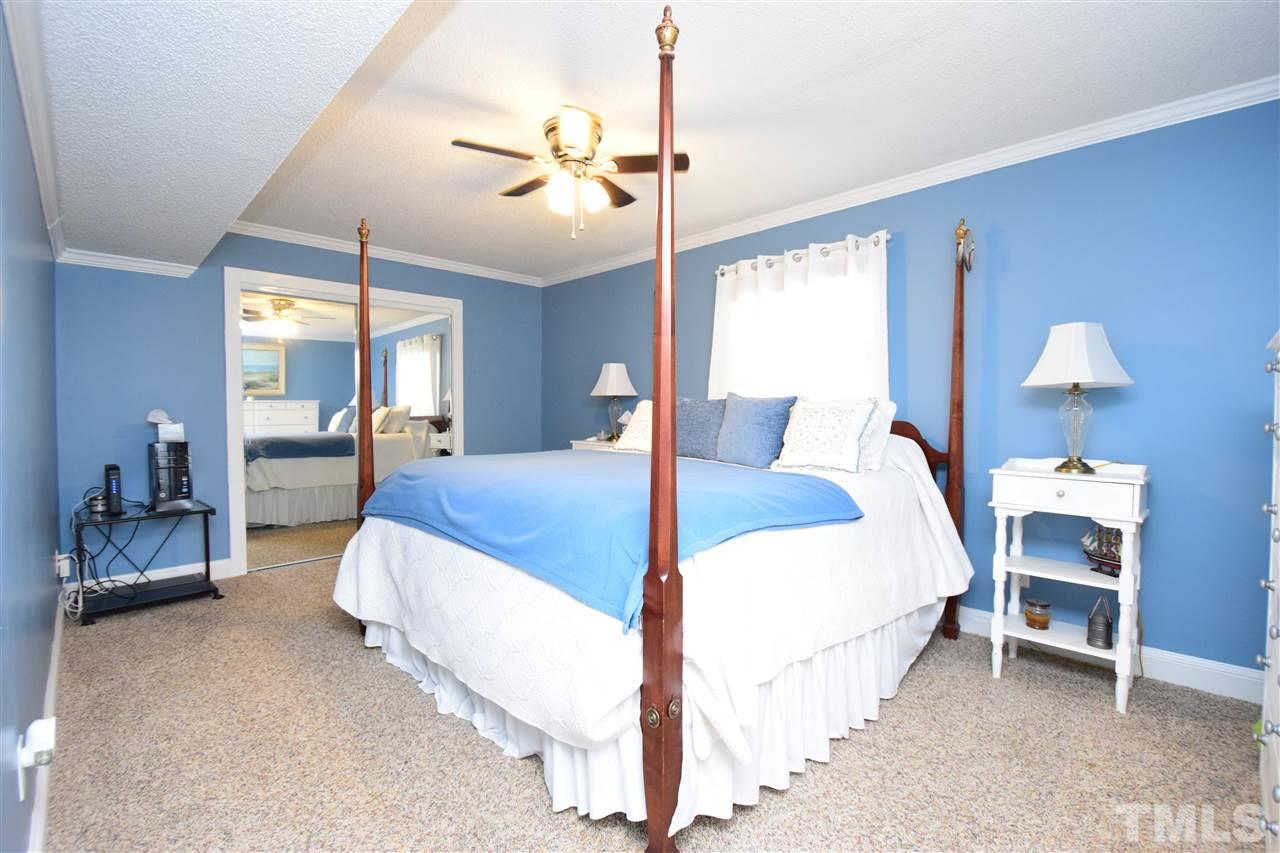 33 Blue Pond Road Clayton, NC 27520 - Photo 16 of 30 Gallery Image 16