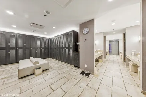 $999,000 | 401 North Wabash Avenue, Unit 63D, Chicago, IL 60611