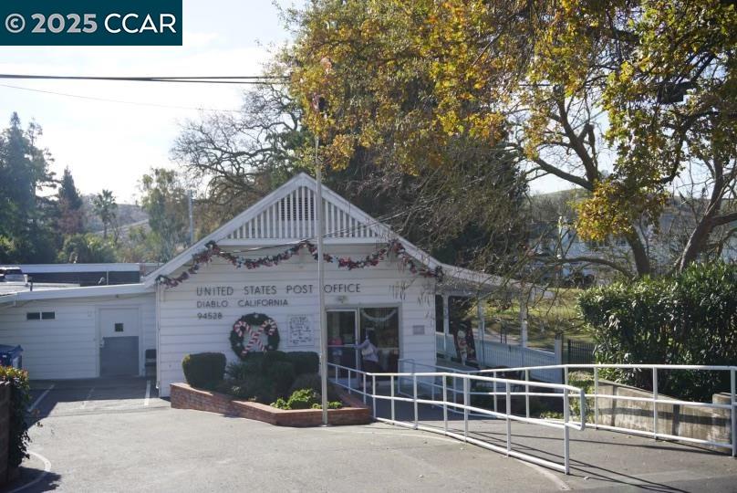 0 Alameda Diablo Diablo, CA 94528 - Photo 8 of 8 a front view of a house with garage