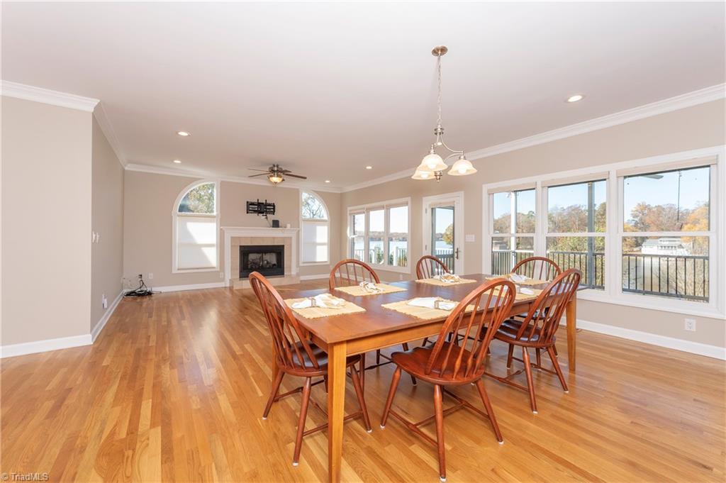 1851 Waterford Pointe Road Lexington, NC 27292 - Photo 15 of 49 Eating area off of the Kitchen and Great Room