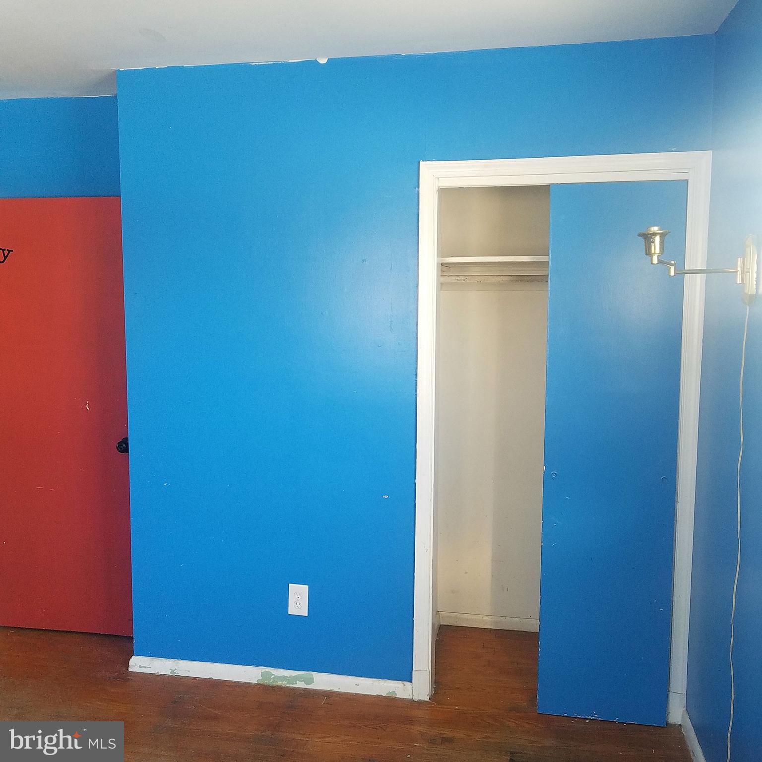 4221 Harcourt Road Baltimore, MD 21214 - Photo 9 of 12 Interior