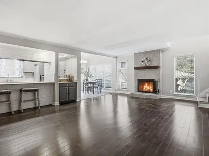 $325,000 | 2713 Meadowstone Court, Carrollton, TX 75006