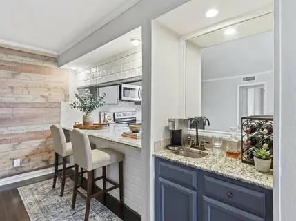 $325,000 | 2713 Meadowstone Court, Carrollton, TX 75006