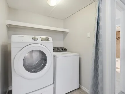 $325,000 | 2713 Meadowstone Court, Carrollton, TX 75006