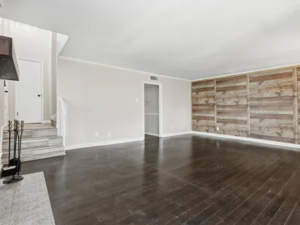 $325,000 | 2713 Meadowstone Court, Carrollton, TX 75006