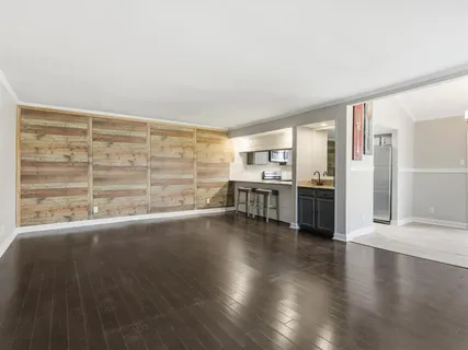 $325,000 | 2713 Meadowstone Court, Carrollton, TX 75006