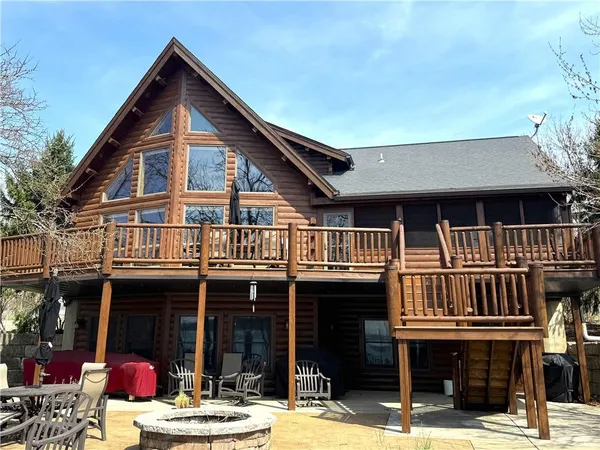 $1,350,000 | 5 Timber Valley Drive, Linn Valley, KS 66040