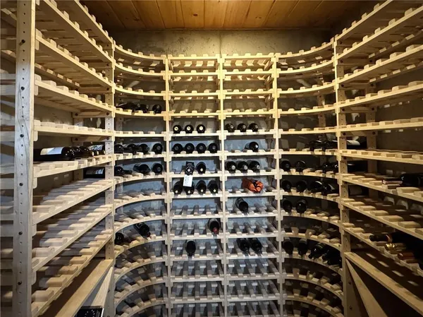 $1,350,000 | 5 Timber Valley Drive, Linn Valley, KS 66040