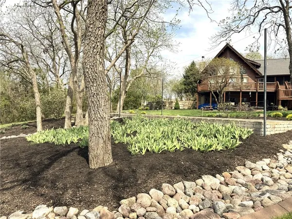 $1,350,000 | 5 Timber Valley Drive, Linn Valley, KS 66040