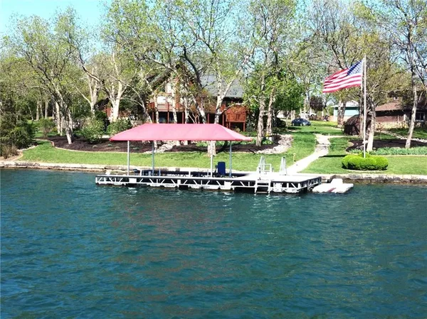 $1,350,000 | 5 Timber Valley Drive, Linn Valley, KS 66040