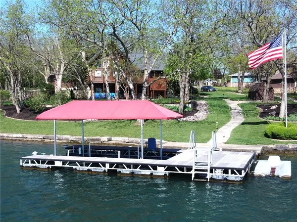 $1,350,000 | 5 Timber Valley Drive, Linn Valley, KS 66040